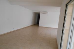 Thumbnail of property #329760941. Click for details