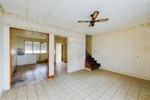 Thumbnail of property #329765460. Click for details