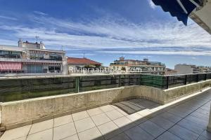 Picture of listing #329774509. Appartment for sale in Antibes