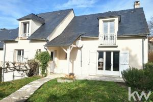 Picture of listing #329775704. House for sale in La Celle-Saint-Cloud