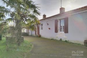 Picture of listing #329776970. House for sale in Champagné-les-Marais
