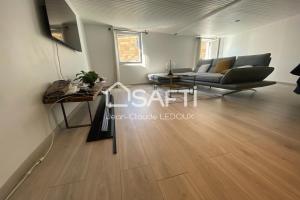 Picture of listing #329777979. Appartment for sale in Figeac