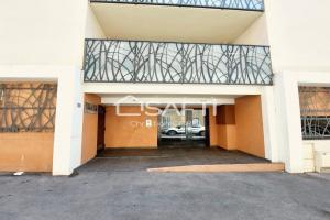 Picture of listing #329779332. Appartment for sale in Toulon