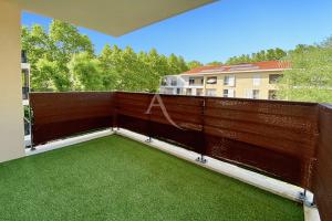 Picture of listing #329780383. Appartment for sale in Marseille
