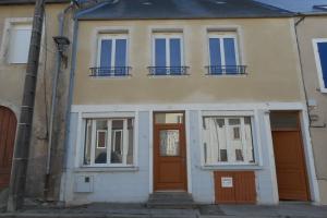Picture of listing #329781277. House for sale in Château-Chinon Ville