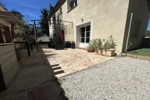 Picture of listing #329797976. House for sale in Marseille