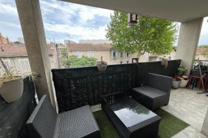 Picture of listing #329797992. Appartment for sale in Marseille