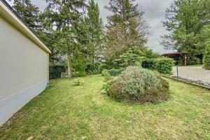 Thumbnail of property #329802206. Click for details