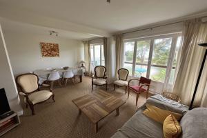 Picture of listing #329802234. Appartment for sale in Pornichet