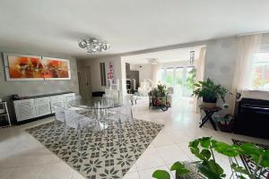 Picture of listing #329811564. Appartment for sale in Fourqueux