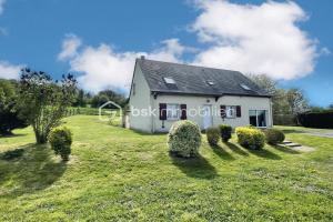 Picture of listing #329812163. House for sale in Pont-l'Évêque