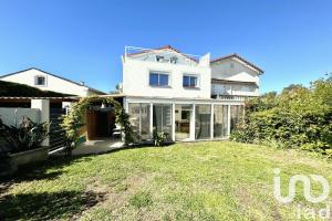 Picture of listing #329814256. House for sale in Antibes
