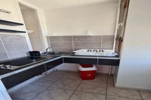 Picture of listing #329823813. Appartment for sale in Marseille