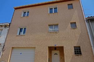 Picture of listing #329824346. Building for sale in Perpignan