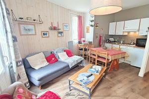 Picture of listing #329826142. Appartment for sale in Cauterets