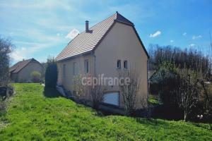 Picture of listing #329826965. House for sale in Arbois