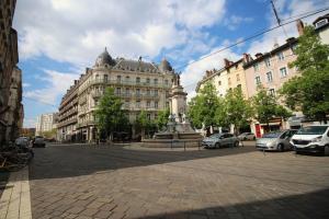 Picture of listing #329828050. Appartment for sale in Grenoble