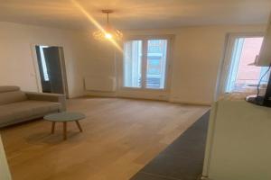 Picture of listing #329830015. Appartment for sale in Paris