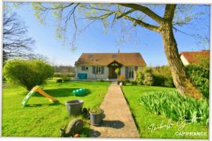 Picture of listing #329831716. House for sale in Le Châtelet