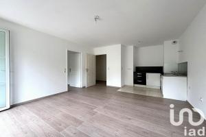 Picture of listing #329832255. Appartment for sale in Torcy