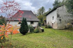 Picture of listing #329832657. House for sale in Chauffailles