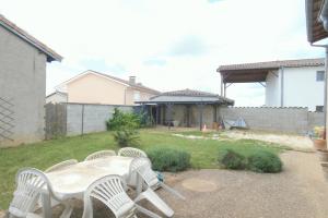 Thumbnail of property #329833719. Click for details