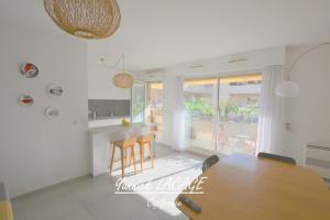 Picture of listing #329834820. Appartment for sale in Marseille