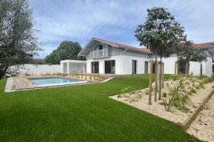 Picture of listing #329835473. House for sale in Anglet