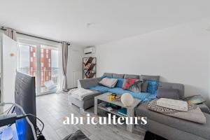 Picture of listing #329835773. Appartment for sale in Stains