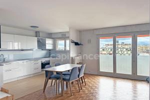Picture of listing #329837492. Appartment for sale in Paris