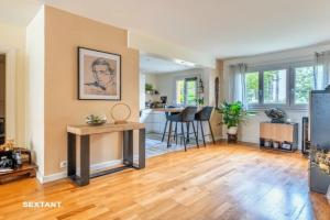 Picture of listing #329838152. Appartment for sale in Paris