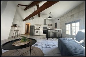 Picture of listing #329838225. Appartment for sale in Avignon