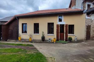 Picture of listing #329838578. House for sale in Saint-Quentin-sur-Charente