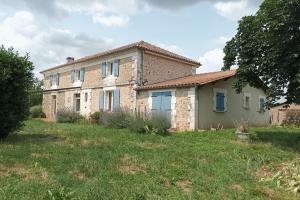 Picture of listing #329839001. House for sale in La Rochefoucauld