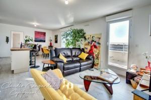 Picture of listing #329839344. Appartment for sale in La Rochelle