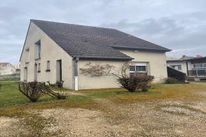 Picture of listing #329840301. Building for sale in Dijon