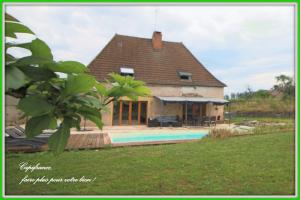 Picture of listing #329840977. House for sale in La Clayette