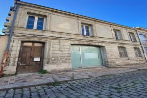 Picture of listing #329841413. Building for sale in Bordeaux