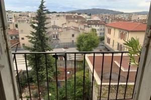 Picture of listing #329843196. Appartment for sale in Marseille