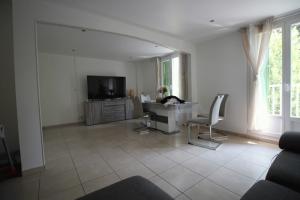 Picture of listing #329853525. Appartment for sale in Grenoble