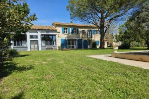 Picture of listing #329854098. House for sale in Arles