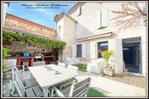 Picture of listing #329854903. House for sale in Agen