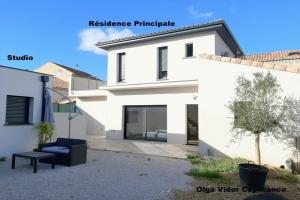 Picture of listing #329856651. House for sale in Bessan