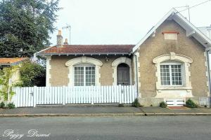 Picture of listing #329856861. House for sale in La Rochelle