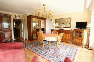 Picture of listing #329857255. Appartment for sale in La Rochelle