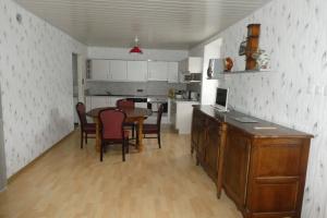 Thumbnail of property #329858052. Click for details