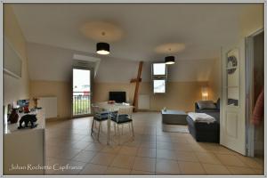 Photo de l'annonce nº 329859417. Appartement à vendre sur Seiches-sur-le-Loir