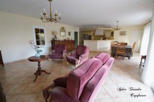 Picture of listing #329859897. Appartment for sale in Salon-de-Provence