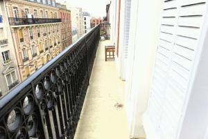 Picture of listing #329862012. Appartment for sale in Saint-Denis