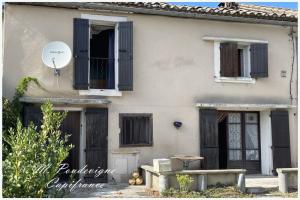 Picture of listing #329862649. House for sale in Caumont-sur-Durance